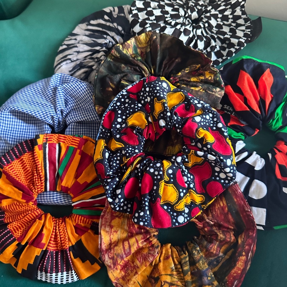 Colorful Patterned Scrunchies Set - Picture 5 of 7